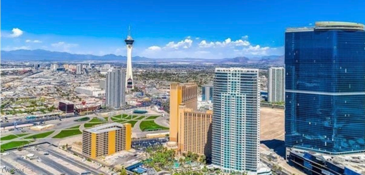 2700 Las Vegas Boulevard 1707 Property Photo 2