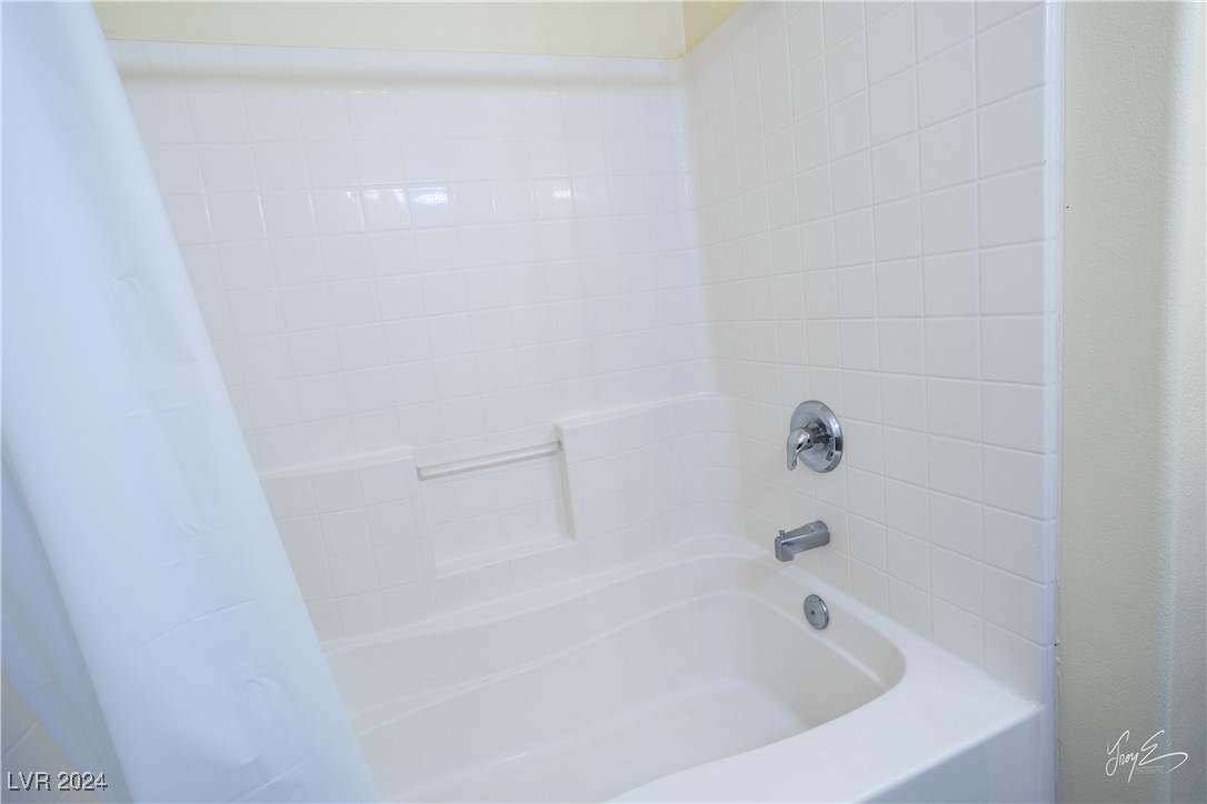 531 Hagens Alley Property Photo 17