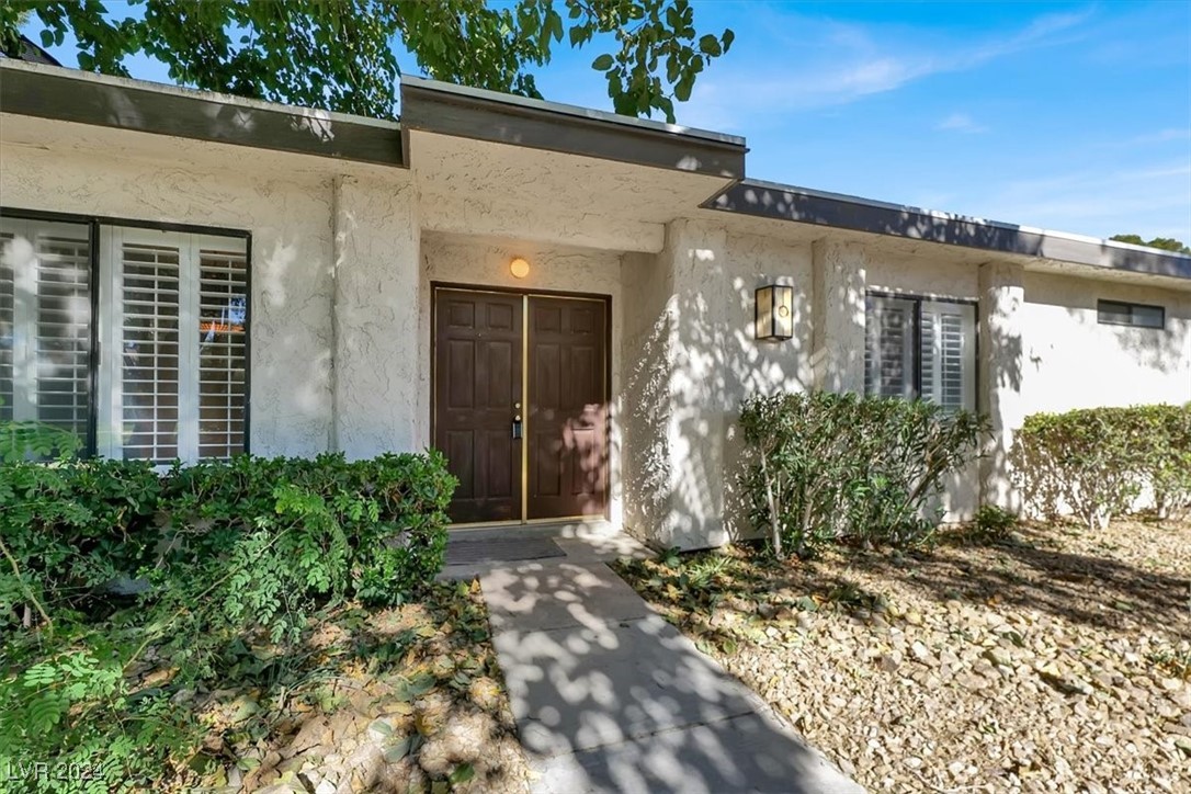 3427 Manzano Circle Property Photo 5