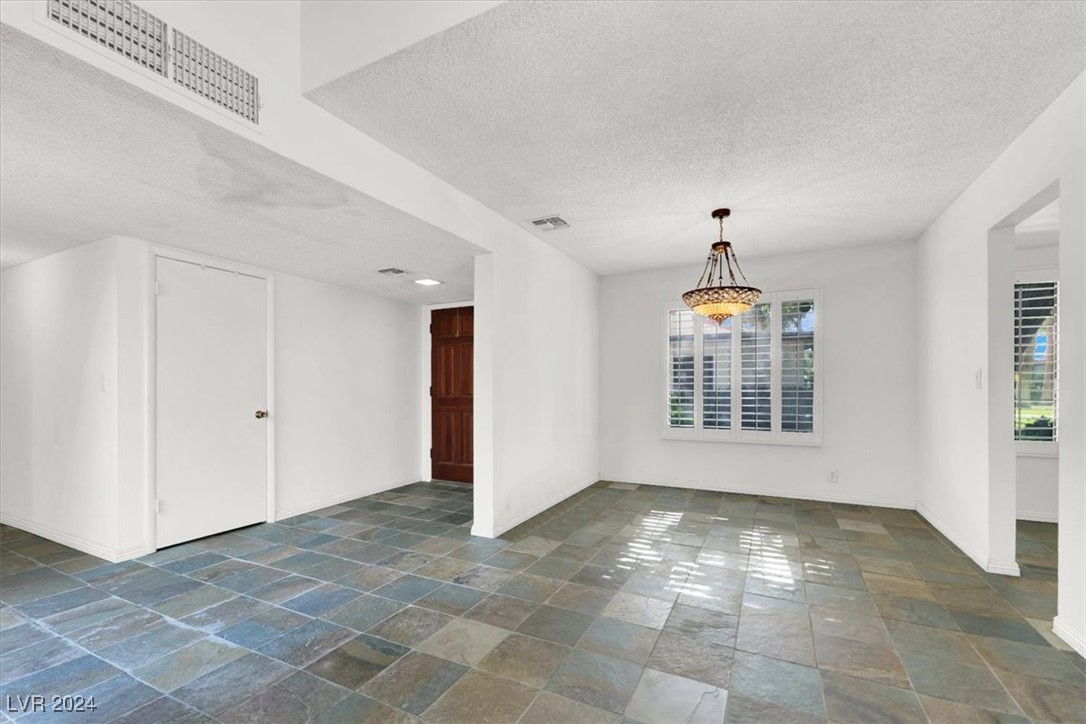 3427 Manzano Circle Property Photo 9