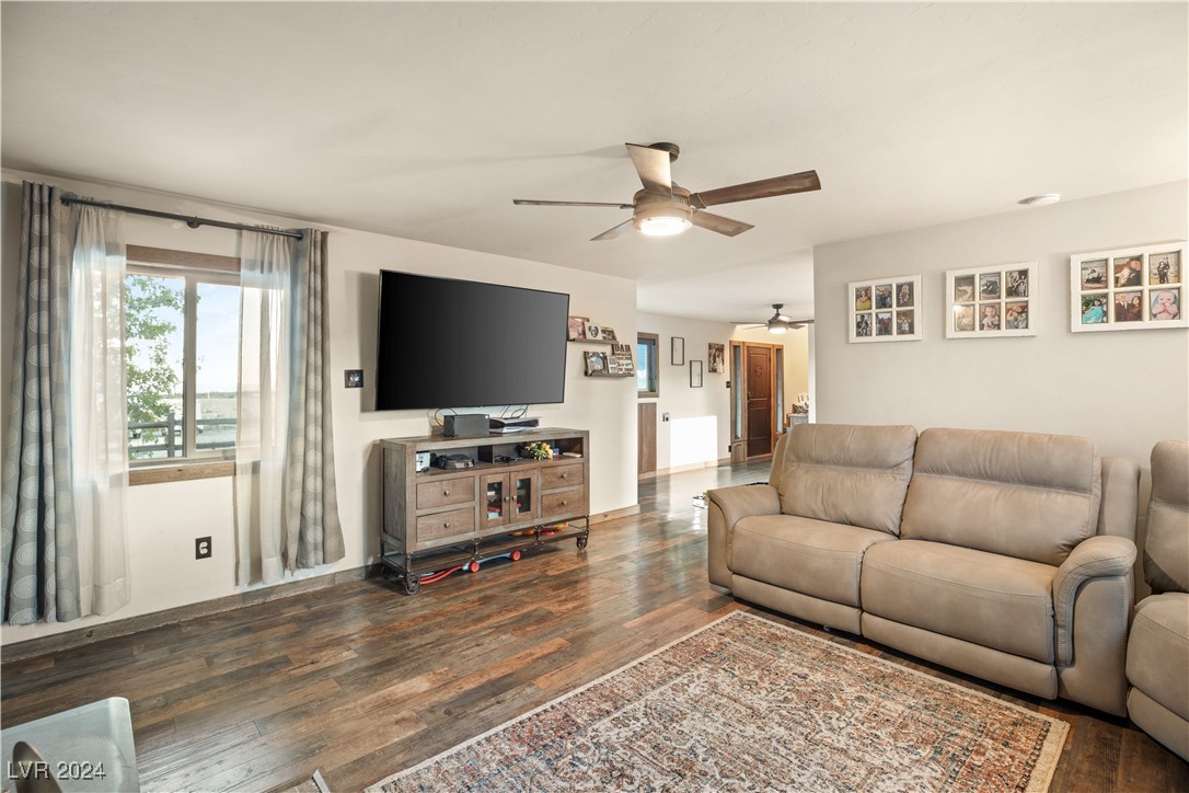 11875 Maggie Avenue Property Photo 8