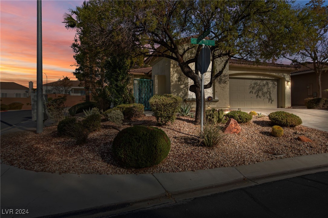 498 Canyon View Way Property Photo 2