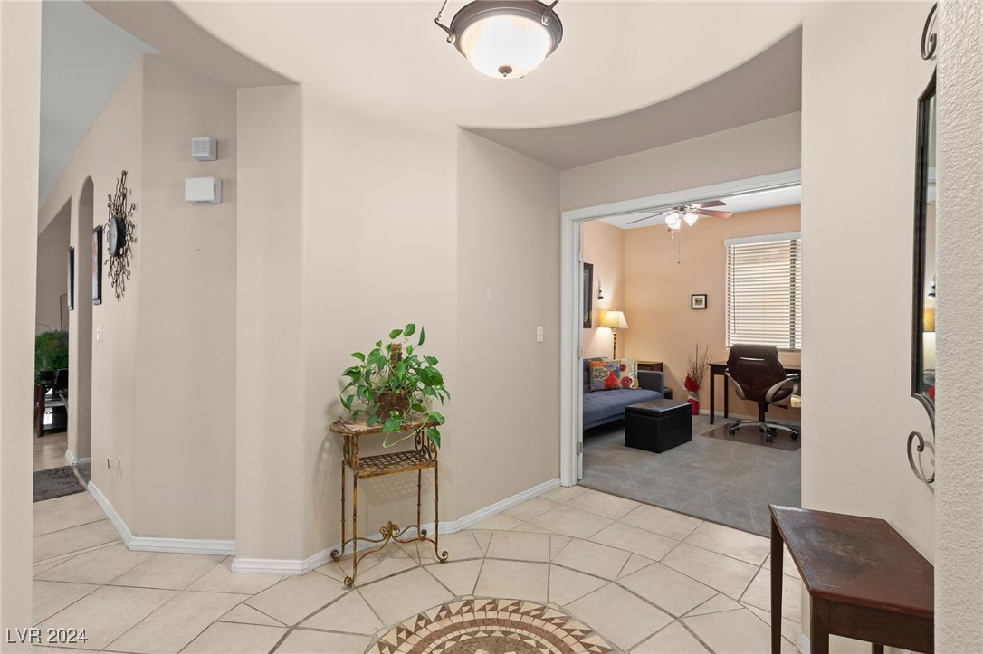 498 Canyon View Way Property Photo 10