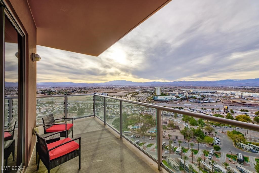8255 Las Vegas Boulevard 2002 Property Photo 38