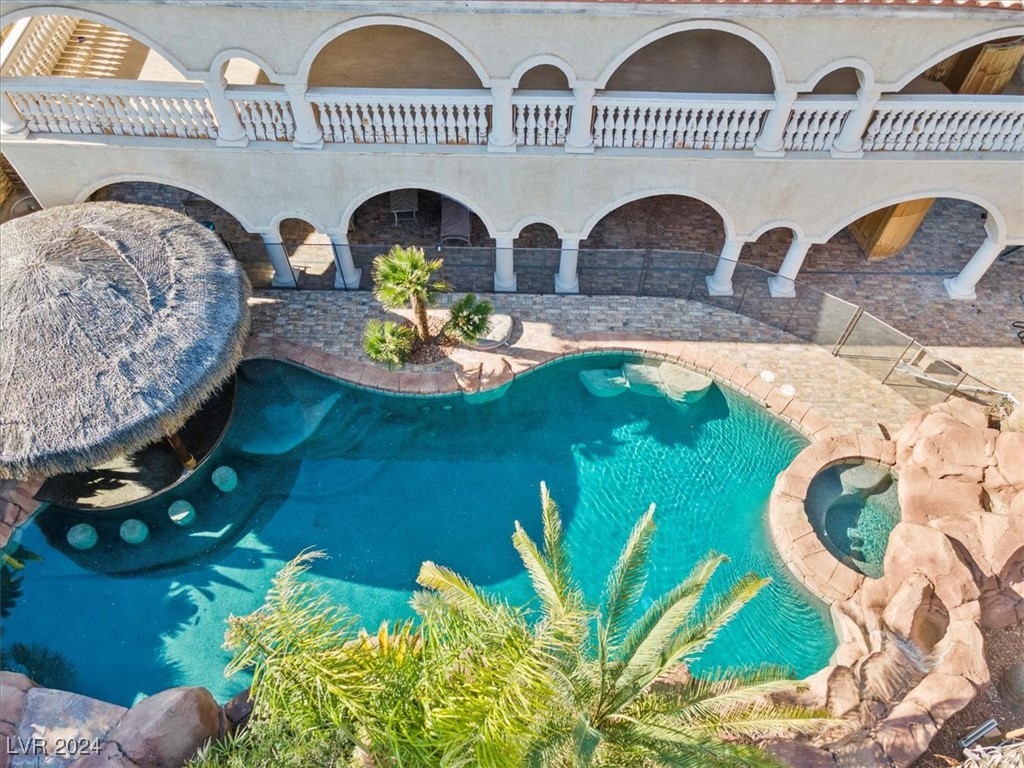 6633 Gilded Lantern Avenue Property Photo 4