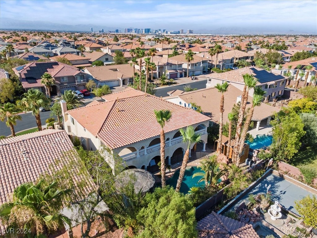 6633 Gilded Lantern Avenue Property Photo 7