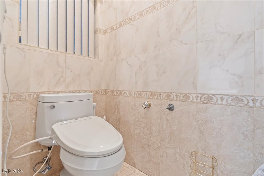 6633 Gilded Lantern Avenue Property Photo 38