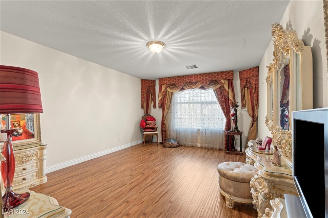 6633 Gilded Lantern Avenue Property Photo 45