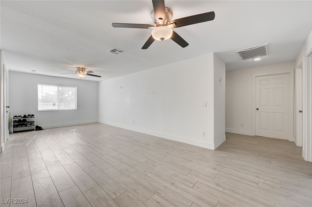 310 Jackson Avenue Property Photo 7