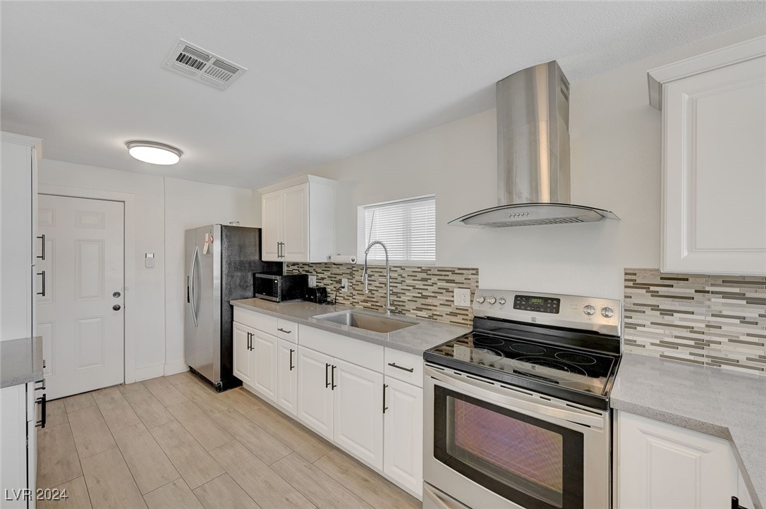 310 Jackson Avenue Property Photo 15