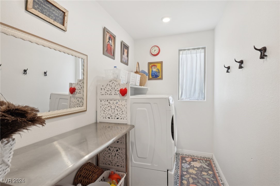 12429 Alpenglow Court Property Photo 35