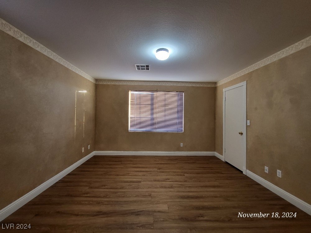 8552 Gold Flash Avenue Property Photo 12