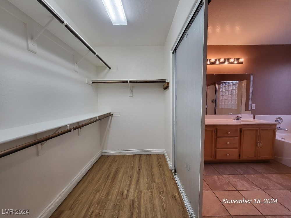 8552 Gold Flash Avenue Property Photo 19