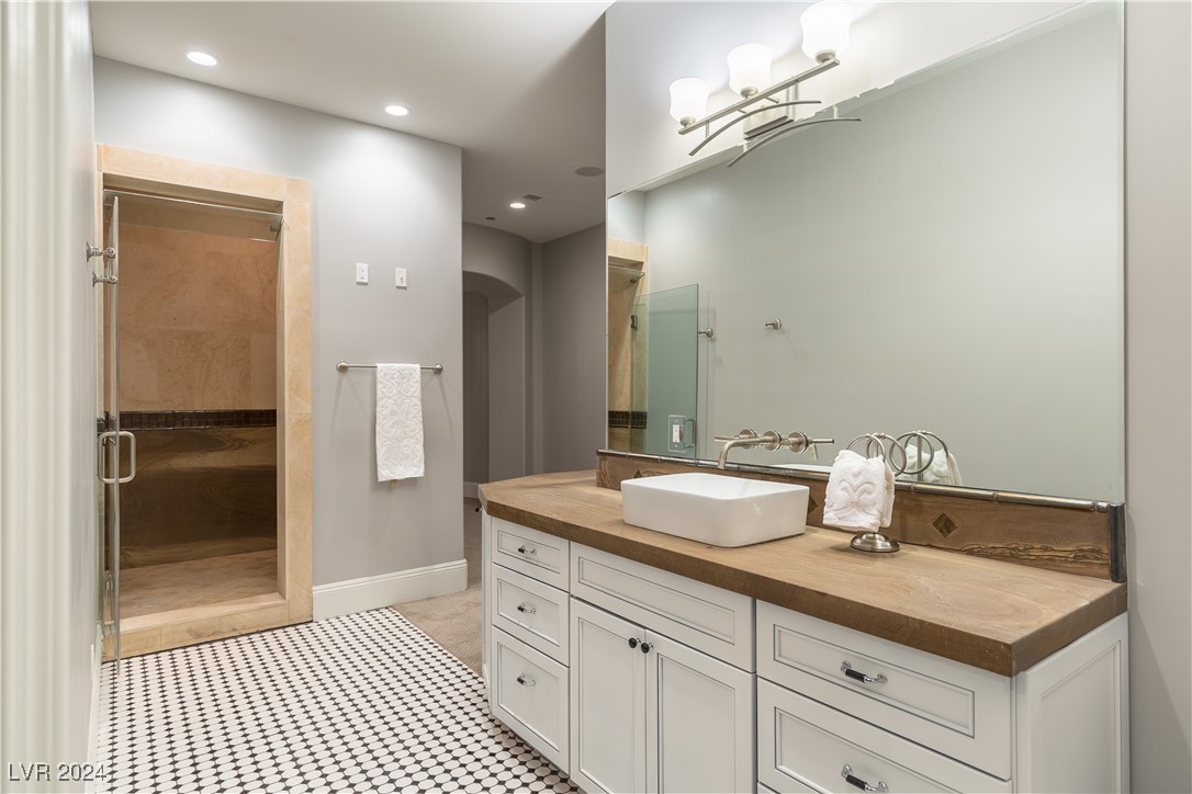 8 Rue Mediterra Drive Property Photo 24