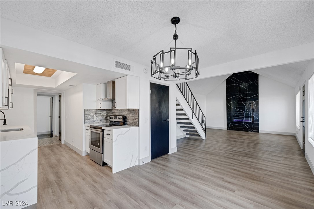 4571 Sirius Avenue Property Photo 13