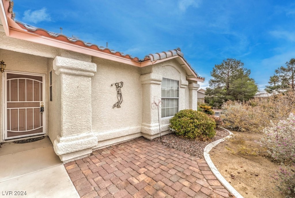 5408 Sweet Shade Street Property Photo 6