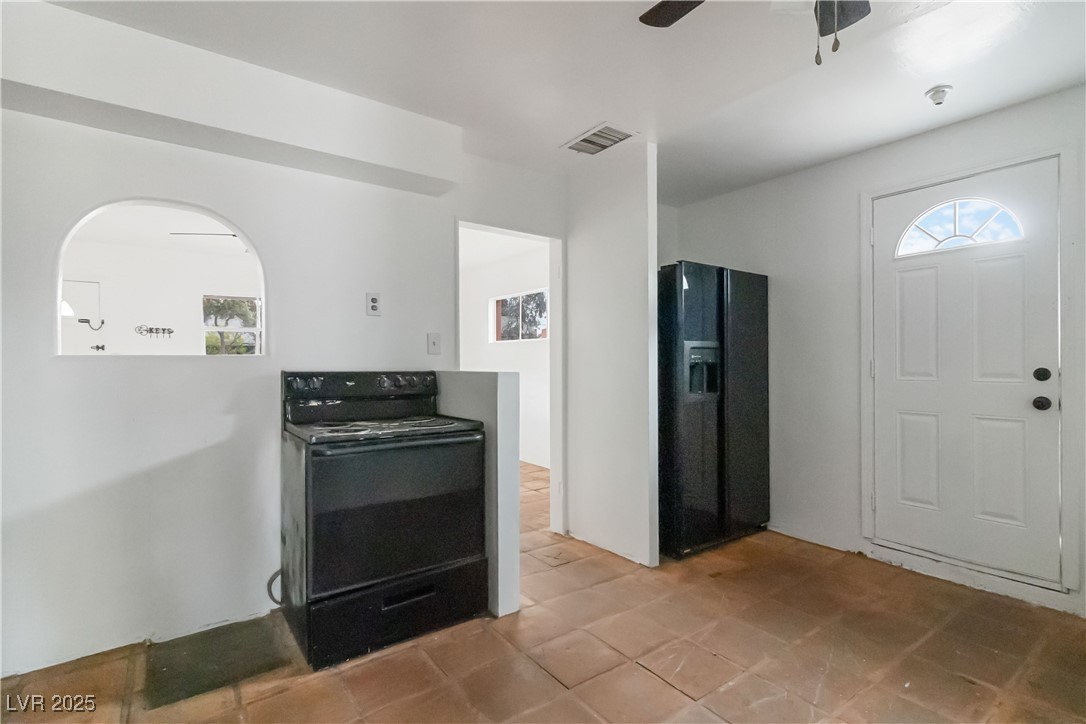 1925 Franklin Avenue Property Photo 16