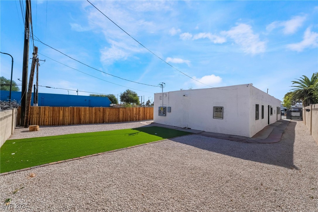 3045 Cedar Street Property Photo 44