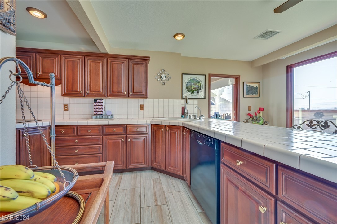 485 Sari Drive Property Photo 26