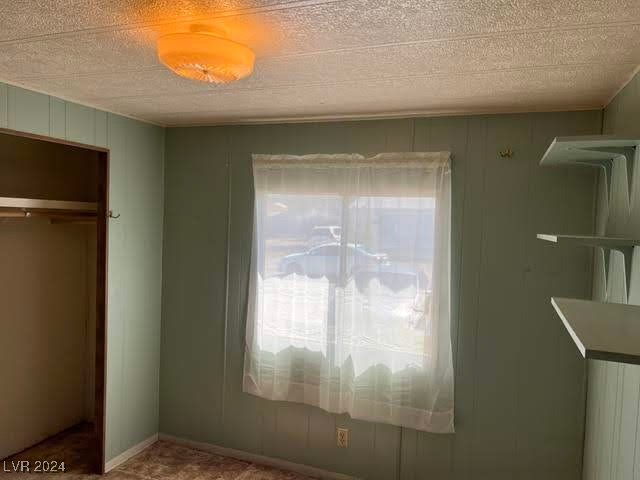 1240 South Comstock Circle Property Photo 11
