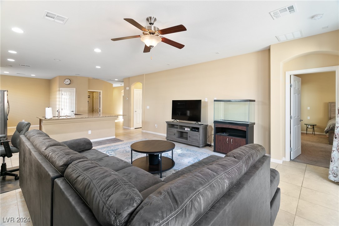 2128 Delmar Farms Court Property Photo 6