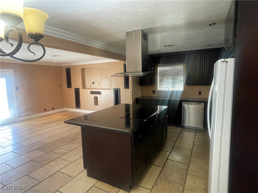 3973 Alto Avenue Property Photo 8