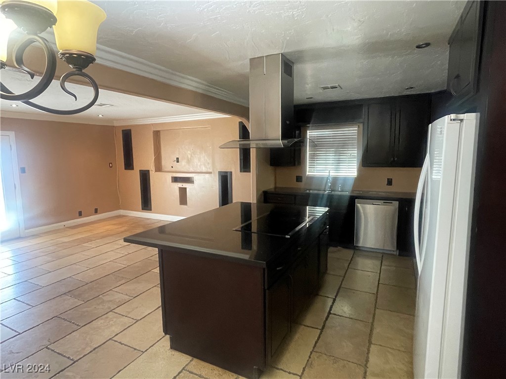 3973 Alto Avenue Property Photo 9