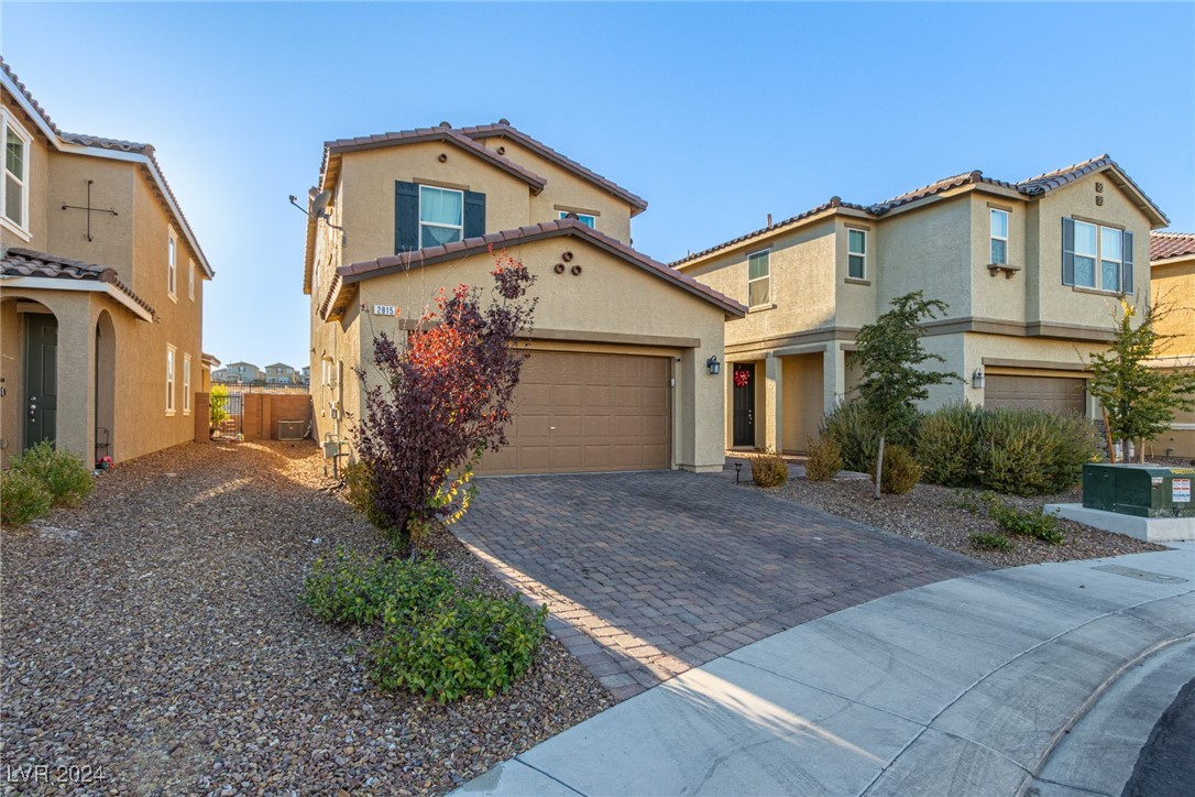 2815 Donatello Manor Place Property Photo 3