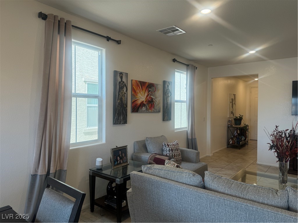 2815 Donatello Manor Place Property Photo 8