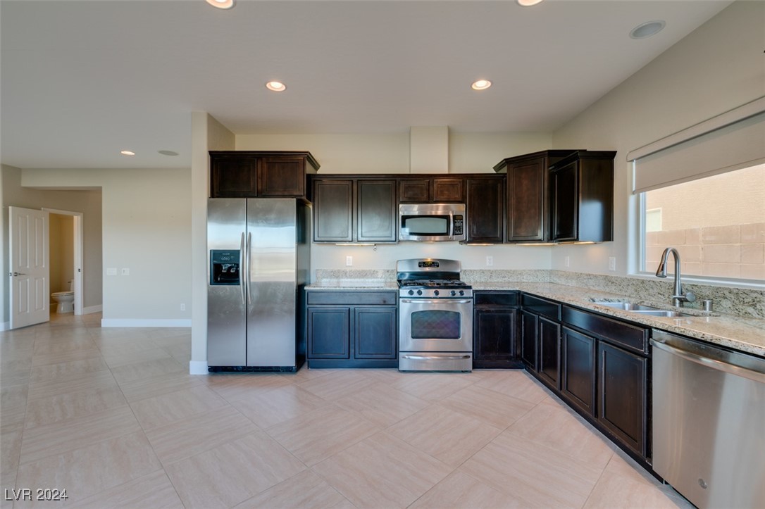 2332 Rue Bienville Way Property Photo 23
