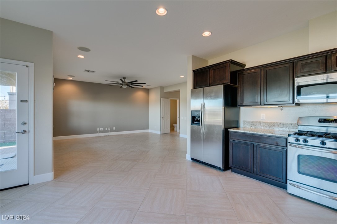 2332 Rue Bienville Way Property Photo 25