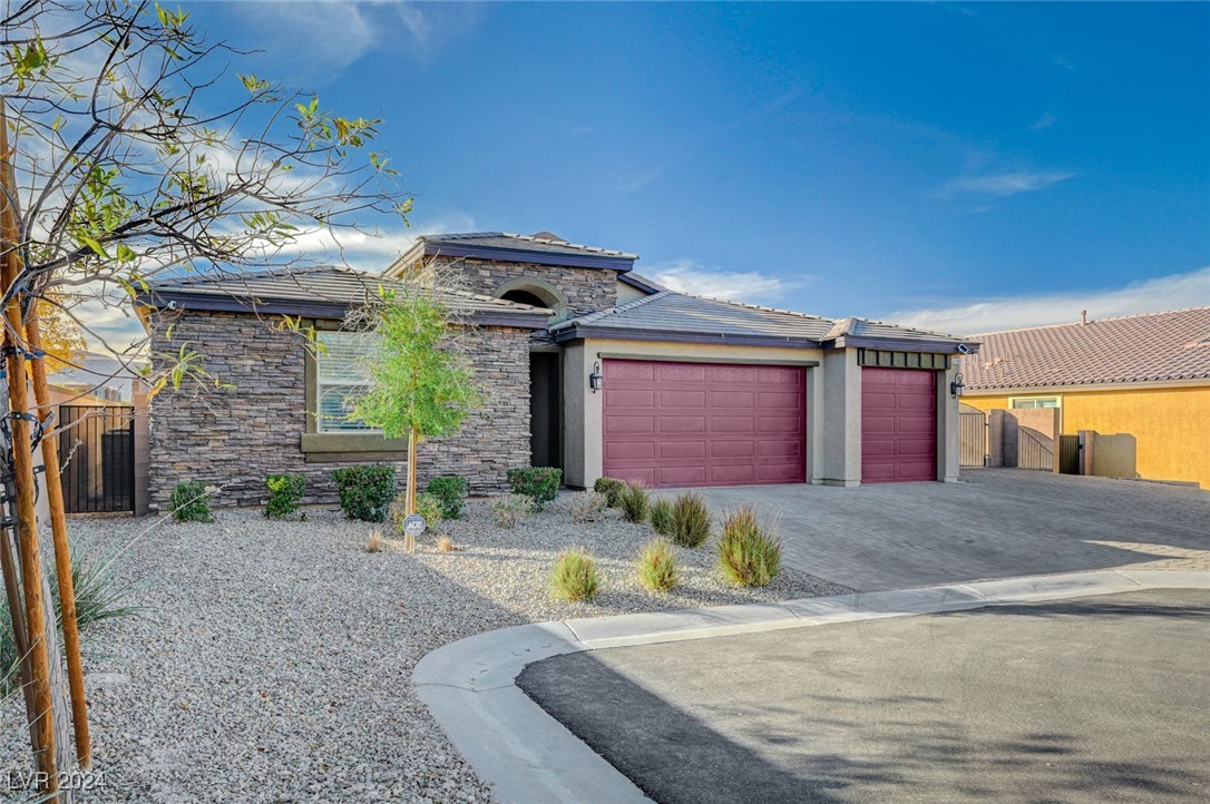 6297 Starflare Street Property Photo 4