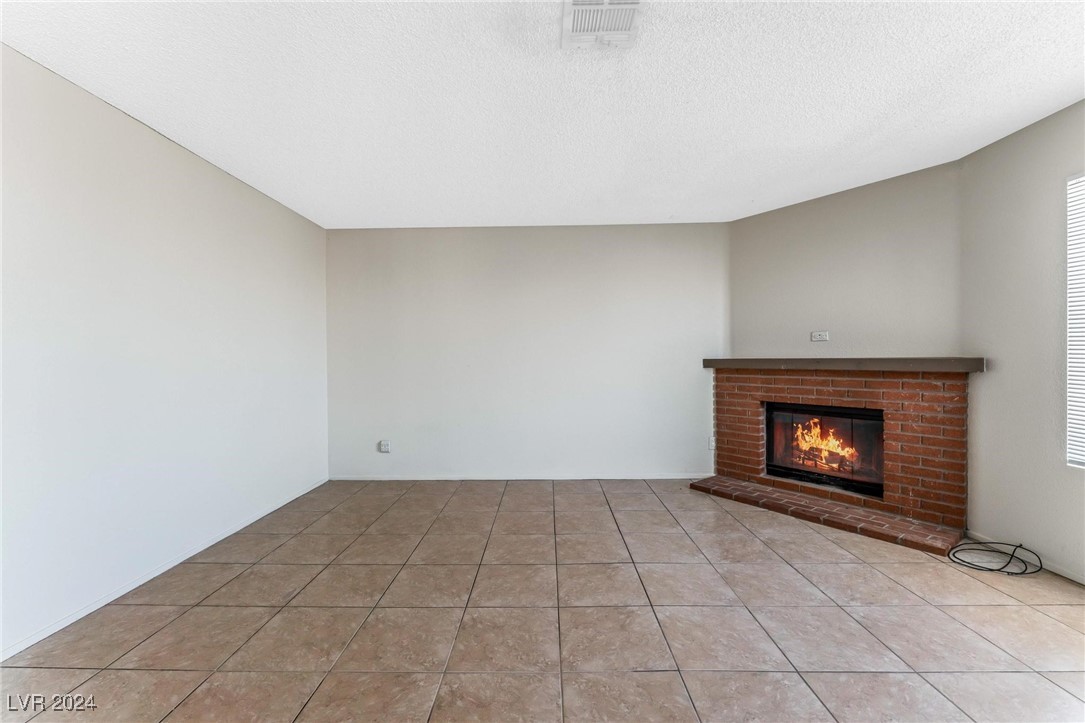 2257 Exeter Drive C And D Property Photo 11