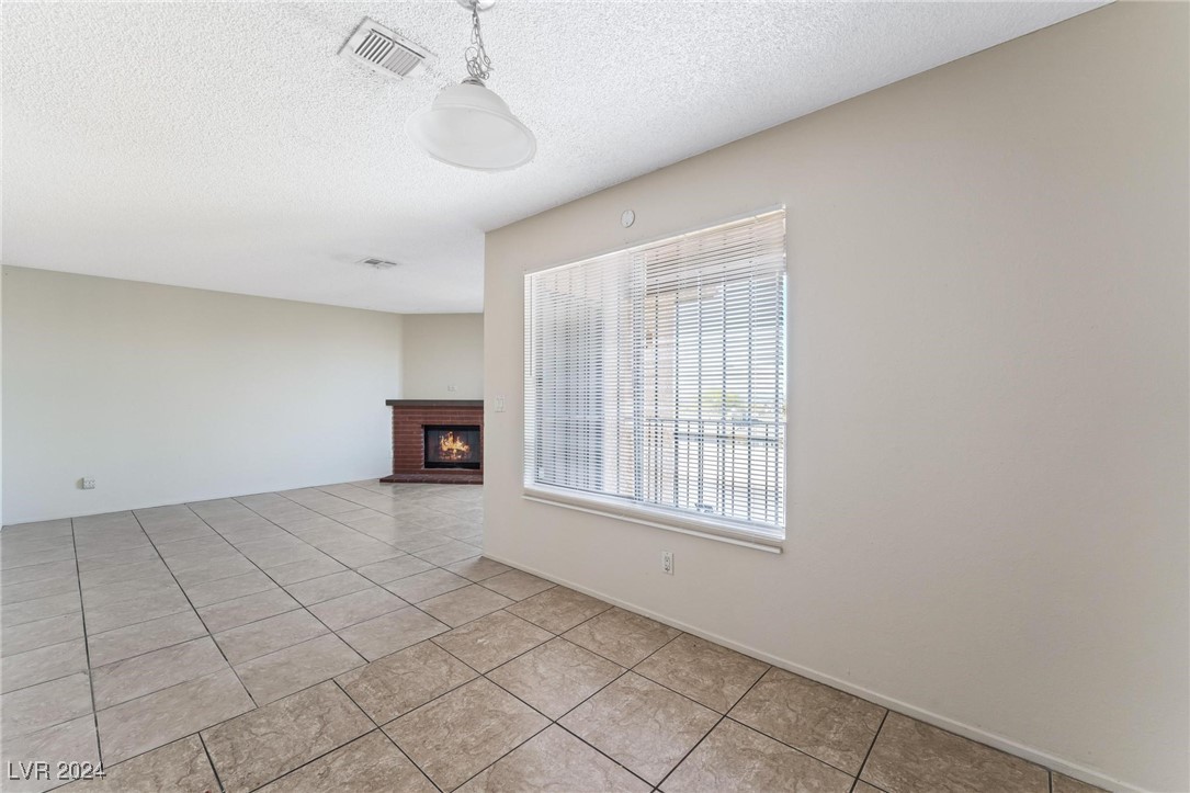 2257 Exeter Drive C And D Property Photo 13