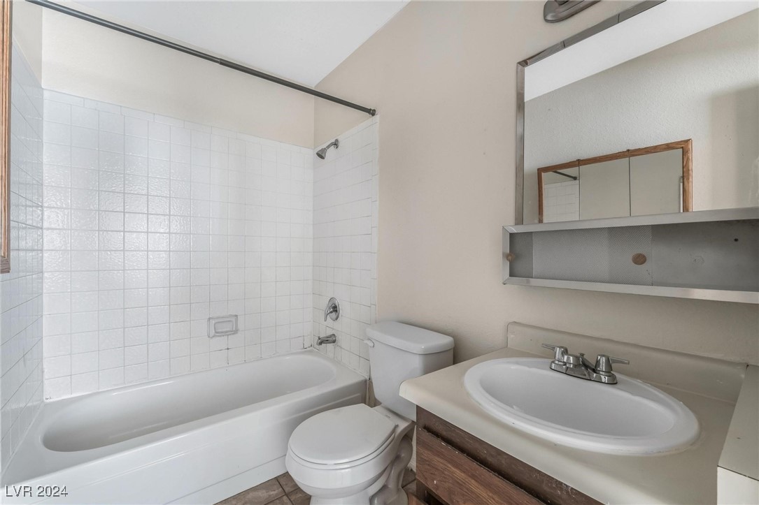 2257 Exeter Drive C And D Property Photo 20