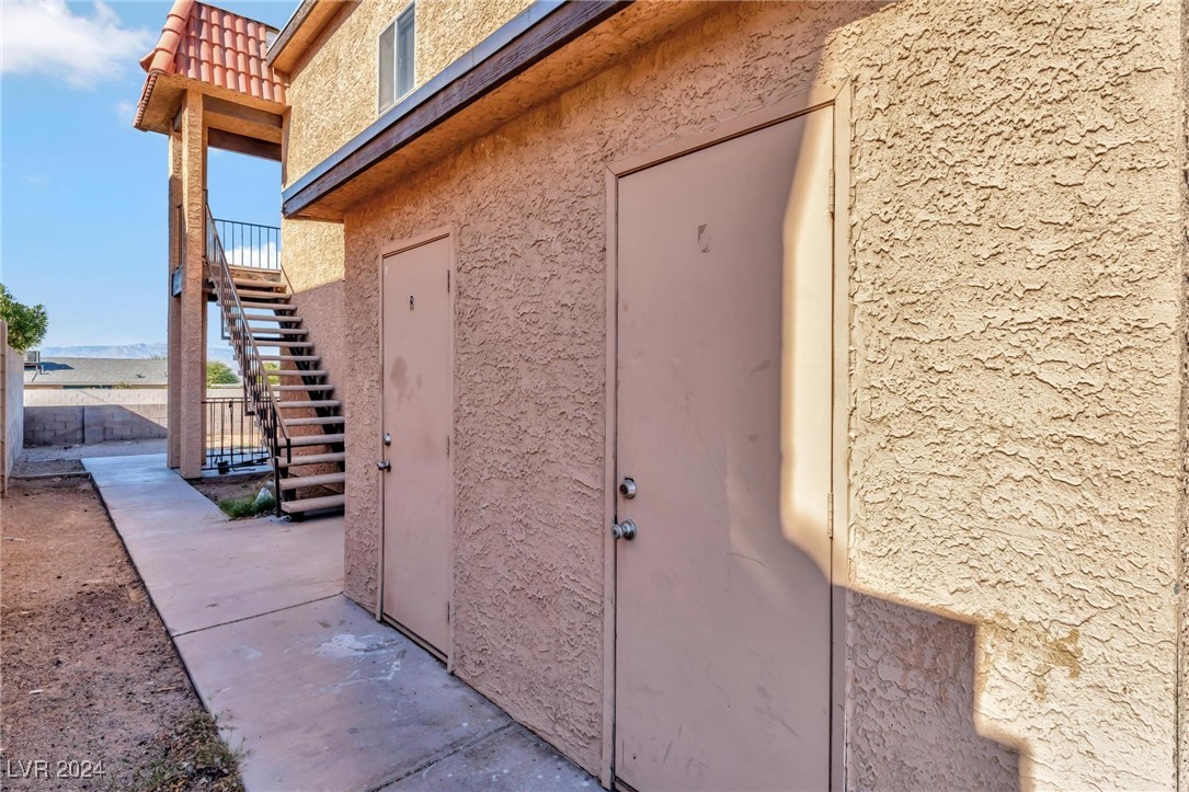 2257 Exeter Drive C And D Property Photo 32