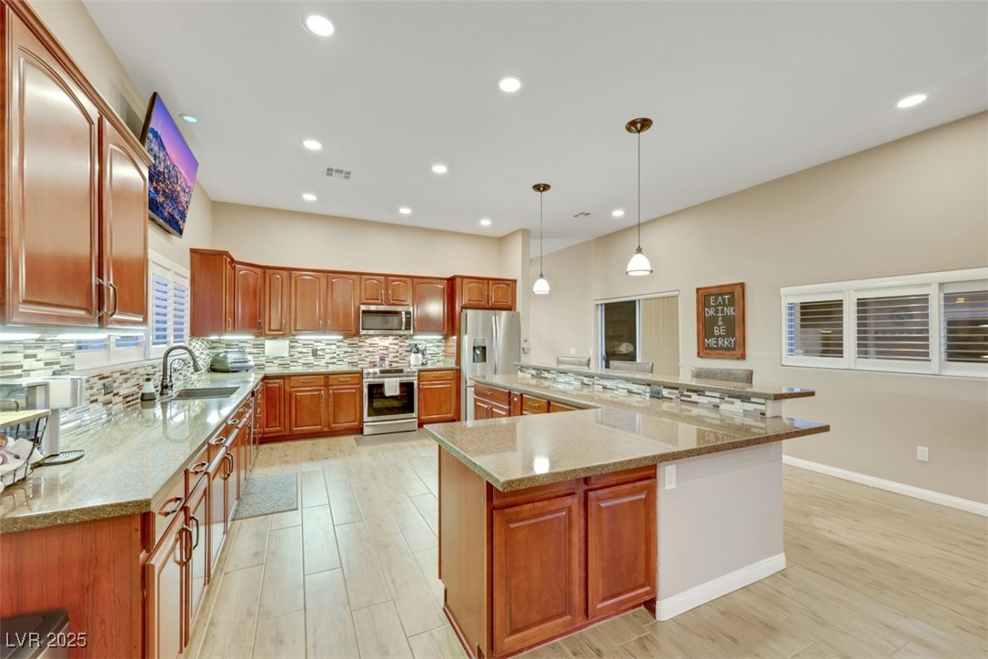647 Foxhall Road Property Photo 8