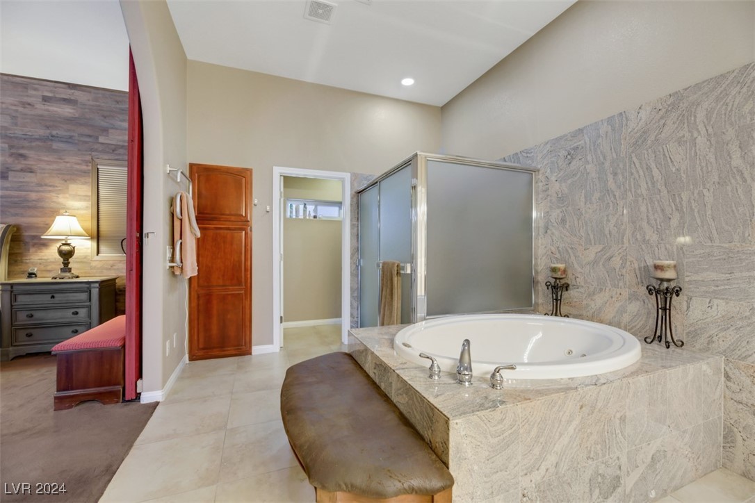 647 Foxhall Road Property Photo 27
