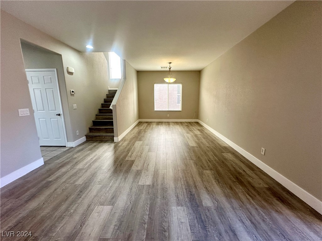 9171 Sheffield Garden Avenue Property Photo 3