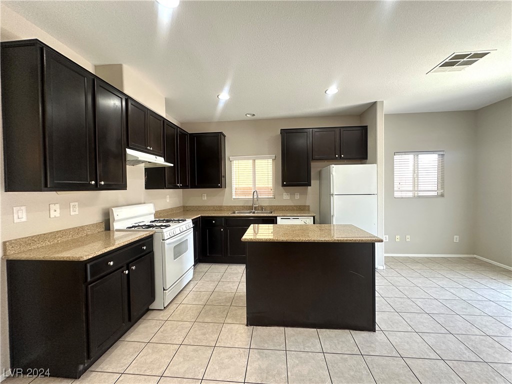 9171 Sheffield Garden Avenue Property Photo 7