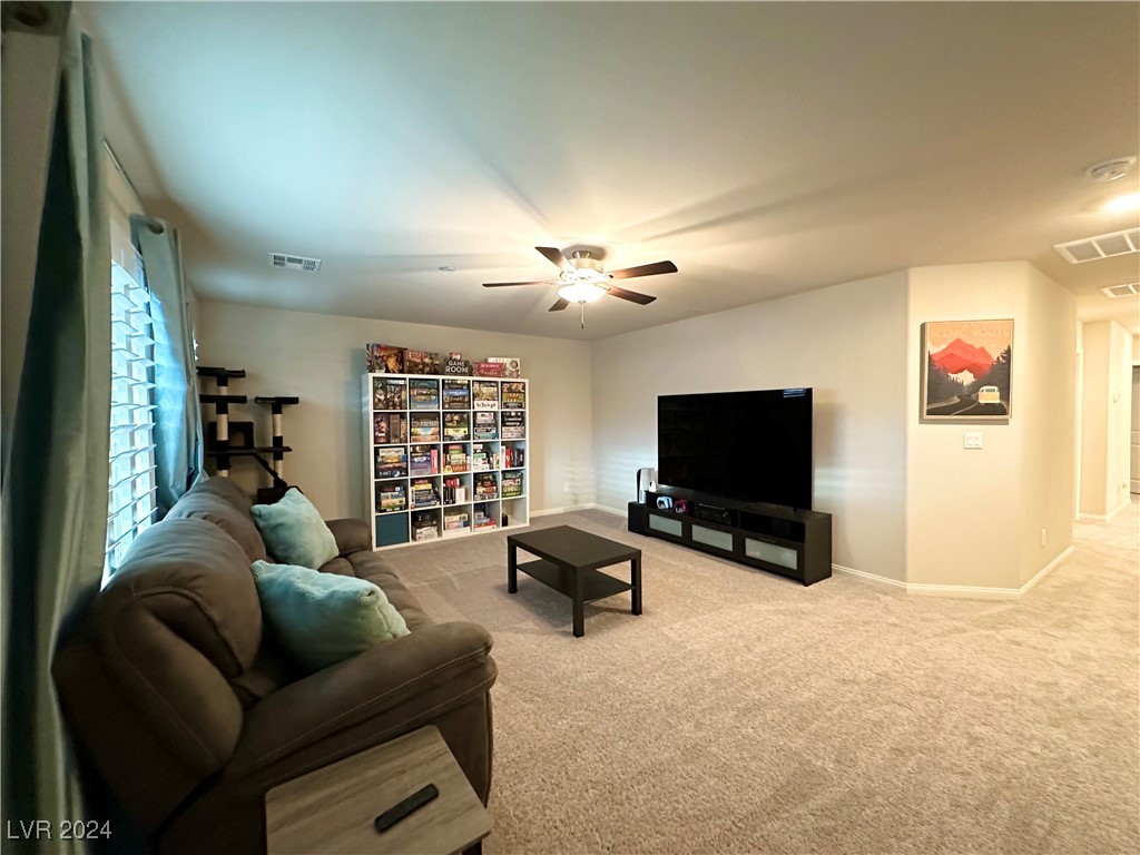 7156 Woodrow Ranch Street Property Photo 11