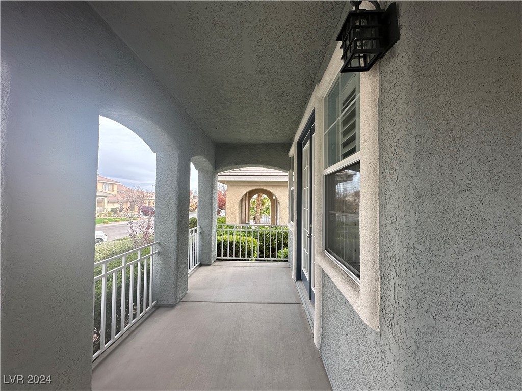 10255 Early Morning Avenue Property Photo 8