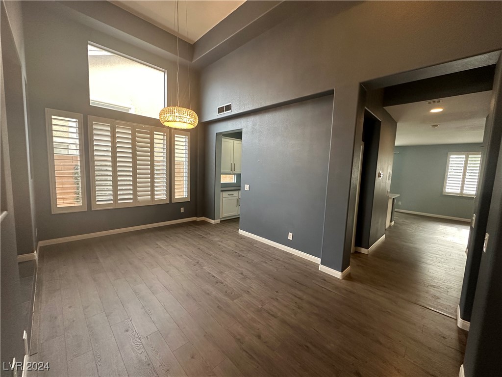 10255 Early Morning Avenue Property Photo 11