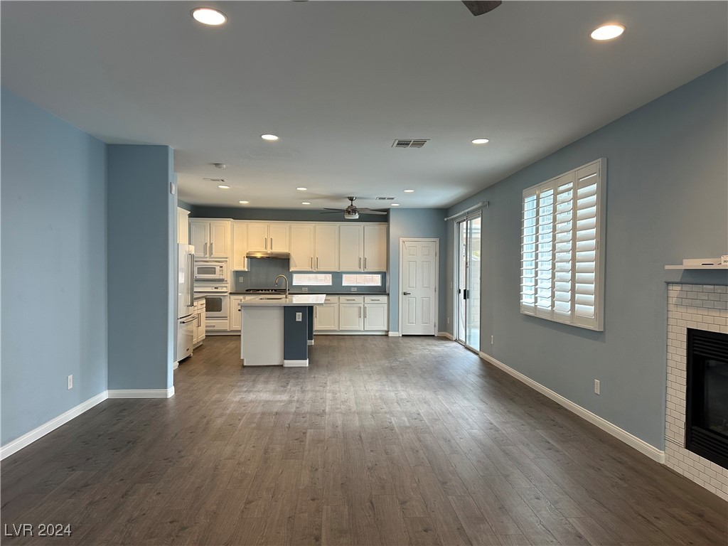 10255 Early Morning Avenue Property Photo 24