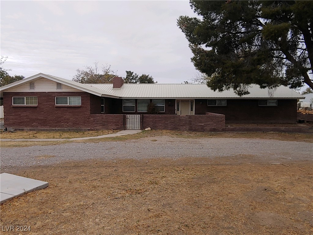 2925 Rice Street Property Photo