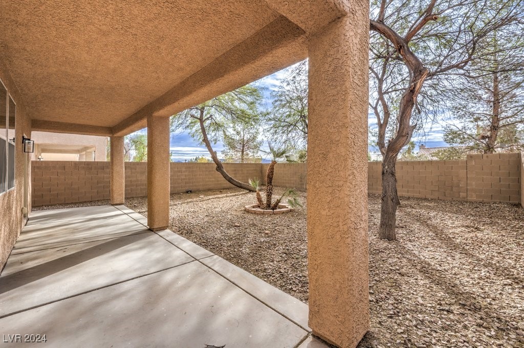5327 Caprock Canyon Avenue Property Photo 4