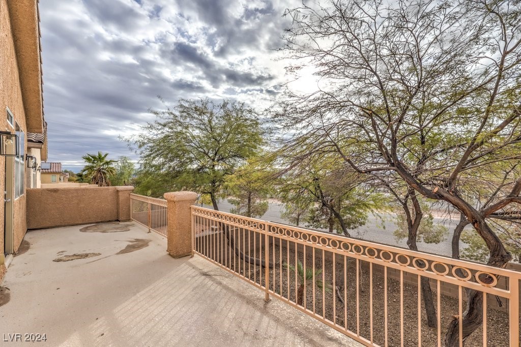5327 Caprock Canyon Avenue Property Photo 8