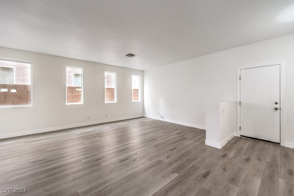 5327 Caprock Canyon Avenue Property Photo 14