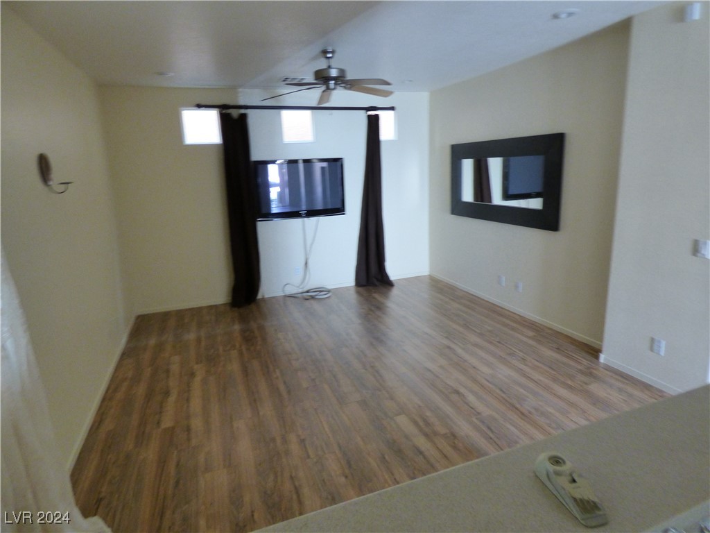 10360 Lettuce Leaf Street Property Photo 4