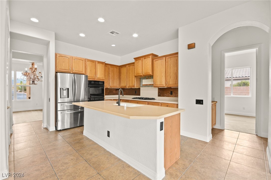 7119 Wolf Rivers Avenue Property Photo 15